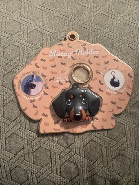 XO Poppy AirTag Holder Dachshund, trendy tracking, fits Apple AirTags, NEW